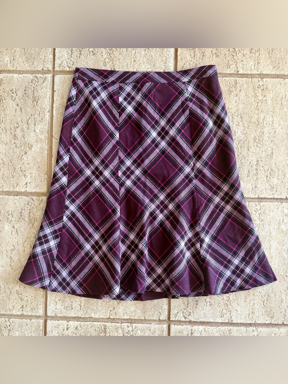 Ann Taylor LOFT Women's Plaid Burgundy Skirt Size 6 Preppy Fall Wool Blend